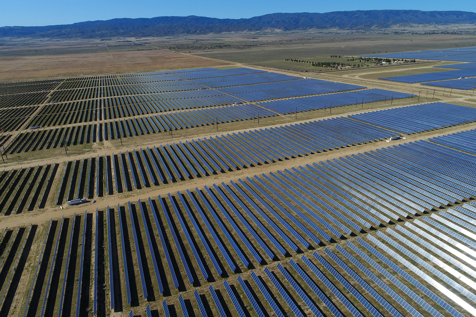 Pourquoi une plateforme IIoT de bout en bout est importante pour l'industrie solaire - Power Factors