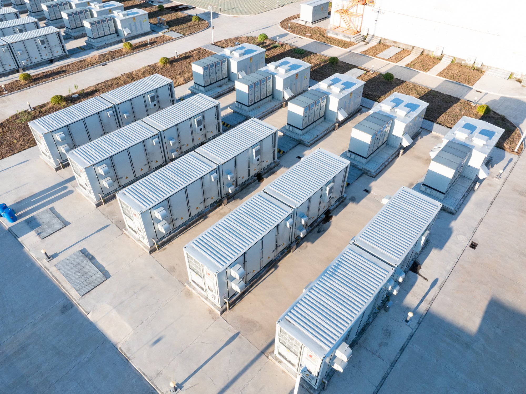 battery storage containers