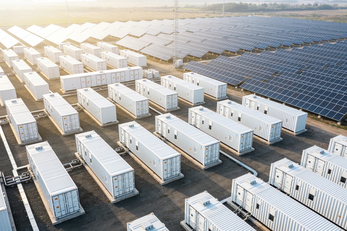 battery storage with solar panels