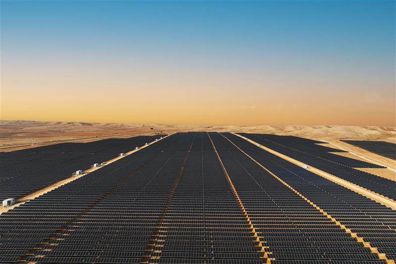 Power Factors delivers grid-compliant PPC for a landmark single-site solar park in the Middle East